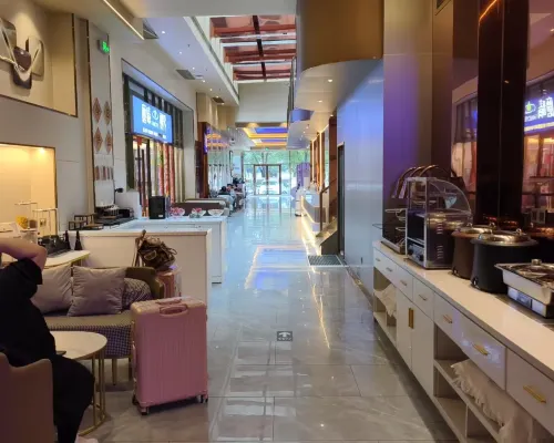 Dequan Luxury Hotel (Chaoyang Railway Station Shilipu Subway Station Branch) Photos