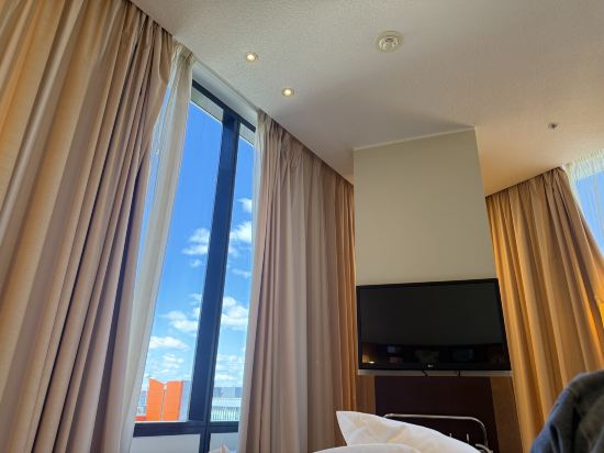 莫斯科謝諾梅傑沃機場麗笙藍標酒店優惠