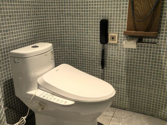 皇馬假日醉海南大酒店（海口濱海大道秀英店）優惠