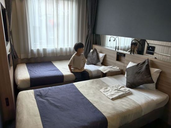 クインテッサホテル大阪心斎橋 Comic & Books クーポン