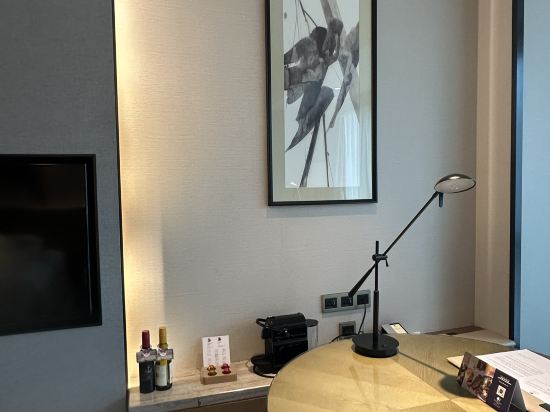 深圳龍華希爾頓逸林酒店優惠