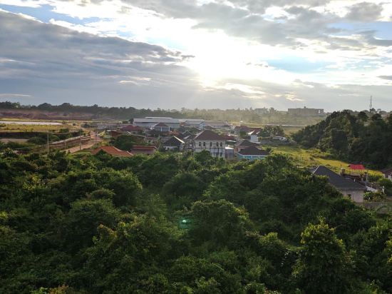 曼谷濱河酒店優惠