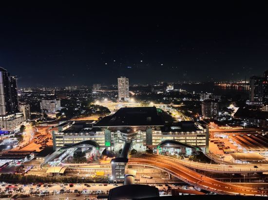 新山市中心假日酒店優惠