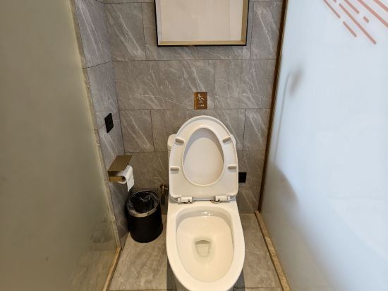 潮漫飯店（深圳寶安大仟裡坪洲地鐵站店）優惠
