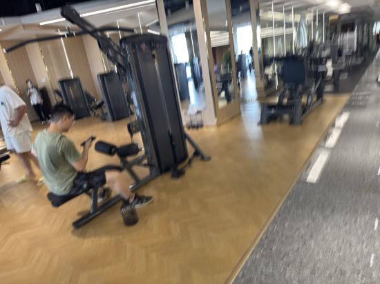 中山大信皇冠假日酒店優惠