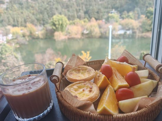 花築·麗江藏元雪山攬景飯店（古城大水車店）優惠