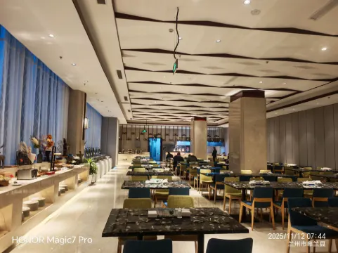 Zhongchuan Hotel Makanan Photos