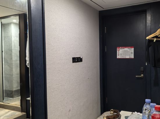 美宿歡漫酒店（國金中心五一廣場地鐵站店）優惠