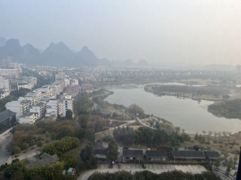 賀州澤森華美達廣場酒店優惠