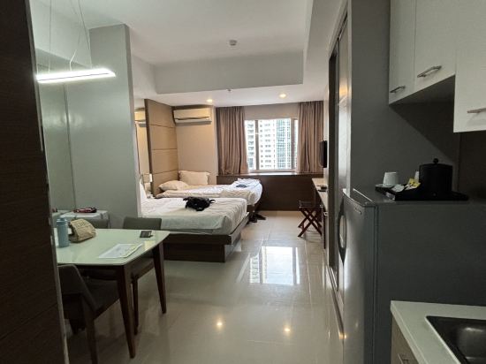 瑞雅國際瓦雷羅豪華套房酒店優惠