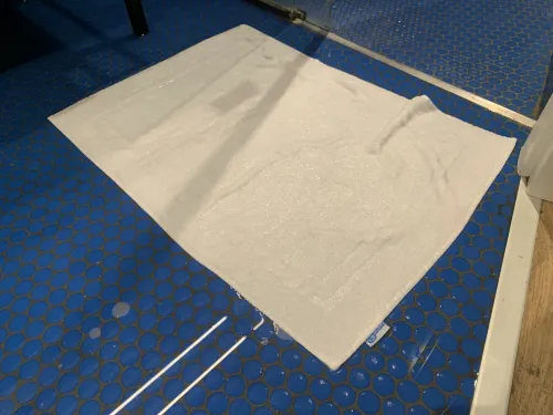 آير رومز روم إيربورت باي هيلوسكي Photos