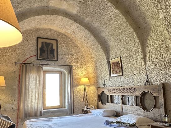 基斯塔洞穴酒店優惠