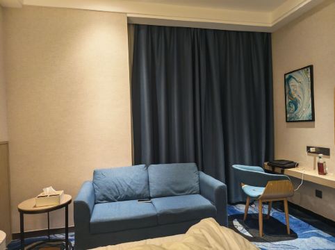 凱里亞德酒店（深圳機場固戍地鐵站店）優惠