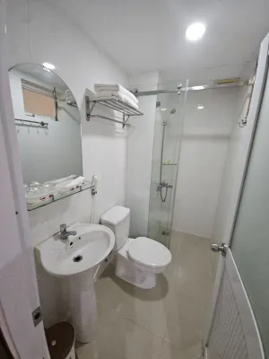 Kim Khoi Hotel Rooms Photos