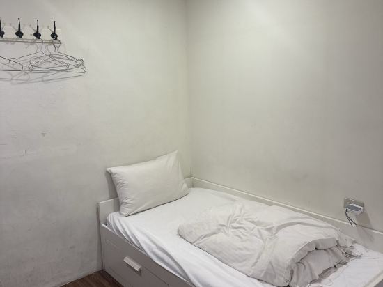 台北龍蝦先生的祕密巢穴設計青旅優惠