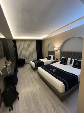 Loft Plus Hotel's Phòng Photos