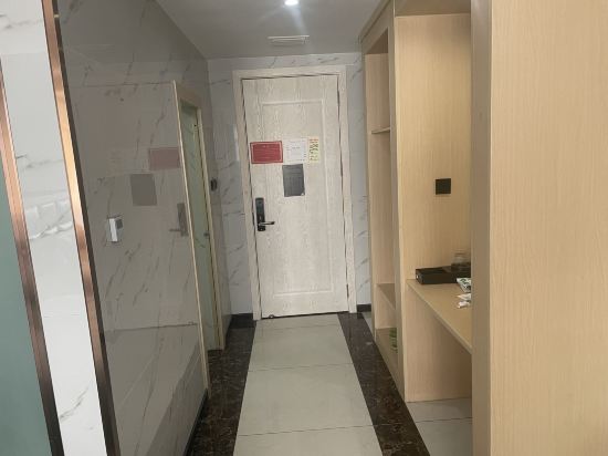 納魯滙瑞飯店（西雙版納告莊星光夜市店）優惠