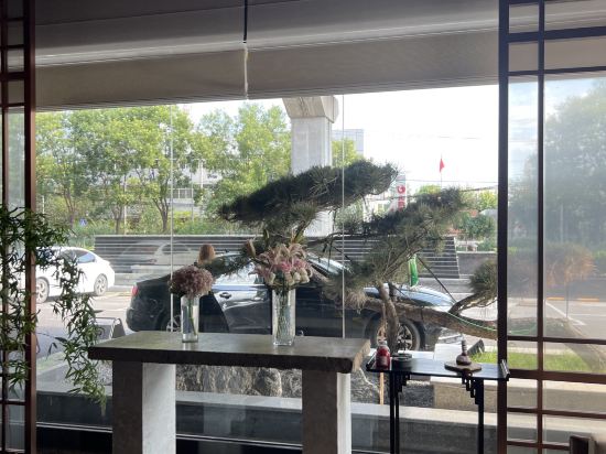 北京龍城瑞豪飯店（良鄉南關地鐵站店）優惠