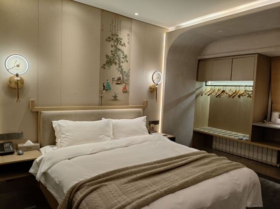 隱廬民宿飯店（鄭州火車站西廣場二七萬達廣場店）優惠