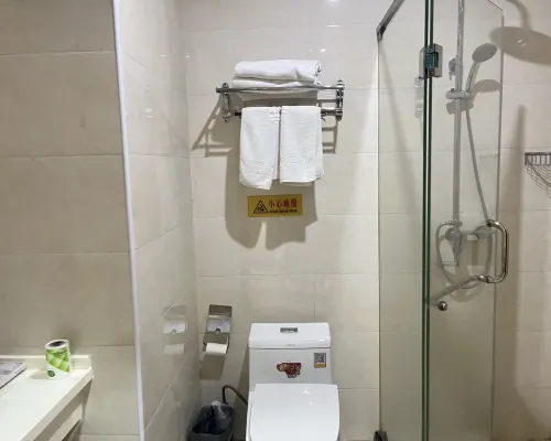 Hua Sheng Hotel Rooms Photos