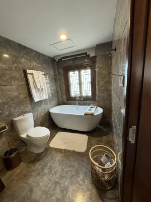 Chongqing Nanping Wanda Moments (Nanping Pedestrian Street) Zimmer Photos