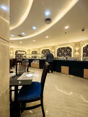 Cleopatra Hotel Mahlzeiten Photos