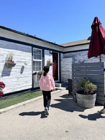 New Haven Inn Photos