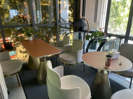 艾隱飯店（武漢江漢路步行街吉慶街店）優惠