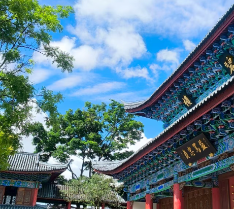 麗江古城陽光客棧優惠