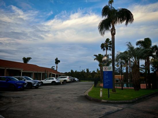 貝斯特韋斯特機場汽車旅館及會議中心優惠