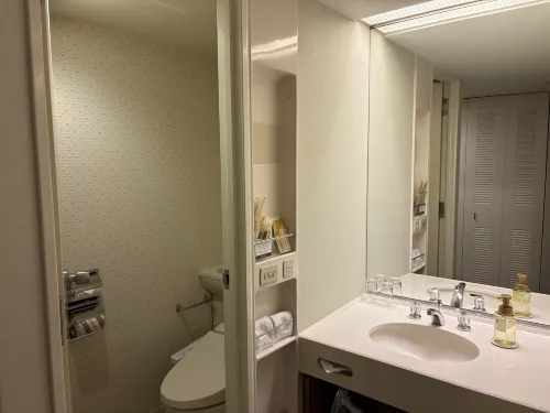 びわ湖大津プリンスホテル 客室 Photos