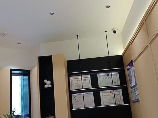 漫麗·影院酒店（海口日月廣場店）優惠