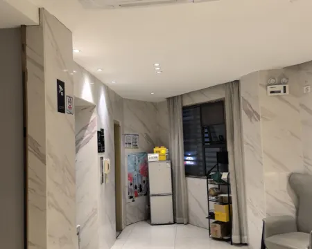 Zhiying Star Selected Hotel (Beijing Road Pedestrian Street - Sun Yat-sen Memorial Hospital Branch) Общественные зоны Photos