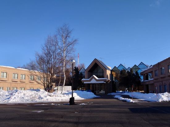 湯宿くったり温泉レイクイン クーポン