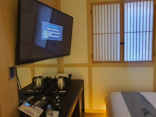 Manwol Hotel 쿠폰