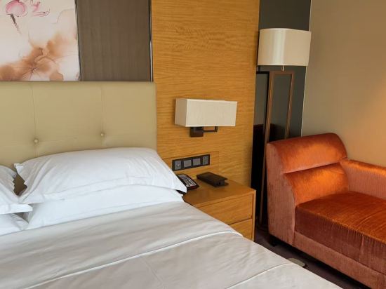 義烏博覽皇冠假日酒店優惠