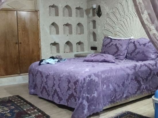 假日洞穴酒店優惠