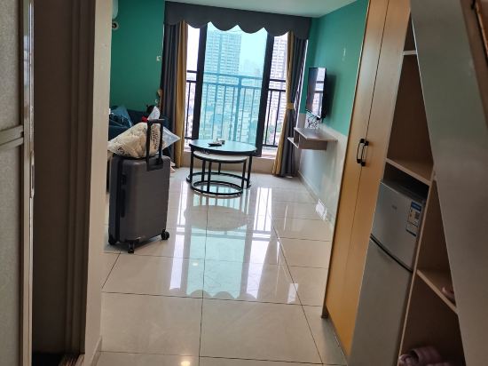 雲住精品酒店公寓（佛山南海佰德廣場店）優惠