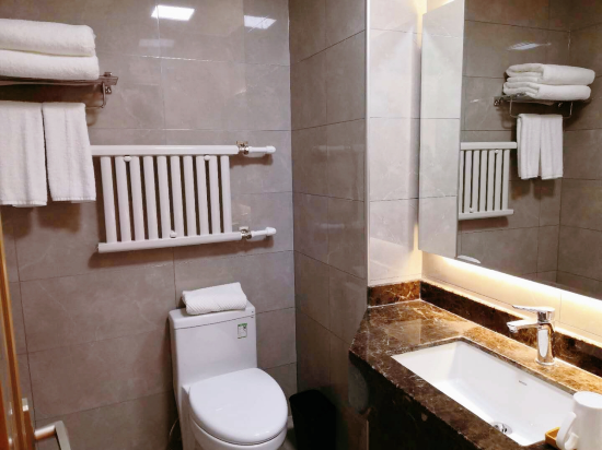 華通新商務酒店（北京三里屯東四十條地鐵站店）優惠