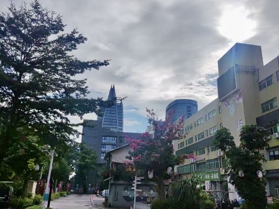 品冠藝術飯店（龍崗華南城店）優惠