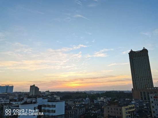 凱利飯店（東興國門口岸店）優惠