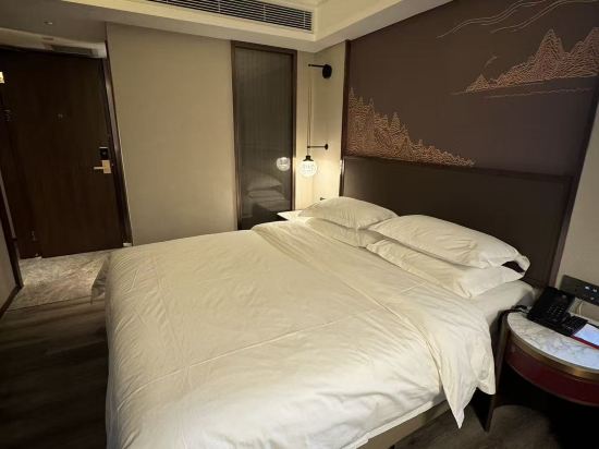 美球假日飯店（珠海拱北口岸店）優惠