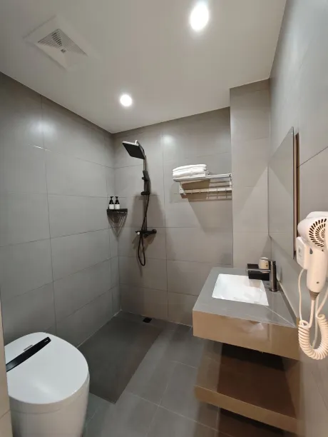 Fangxinju · Youfeng Four Seasons | Aroma Garden Scenic Vacation Boutique Stay (Gucheng South Gate) Zimmer Photos