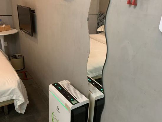 卡羅精品飯店（深圳東門步行街晒布地鐵站店）優惠