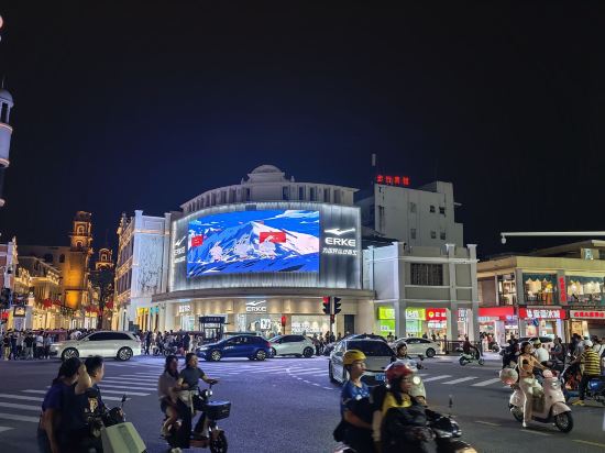 希岸Deluxe飯店（中山興中廣場店）優惠