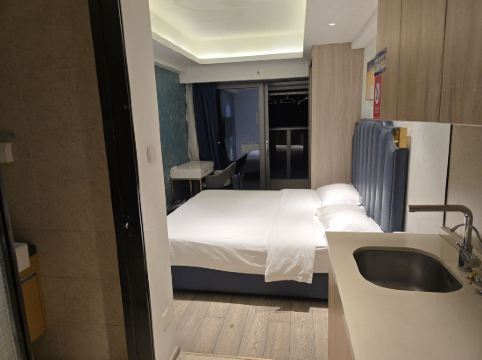 鉑斯登行政公寓（深圳大學城塘朗地鐵站店）優惠