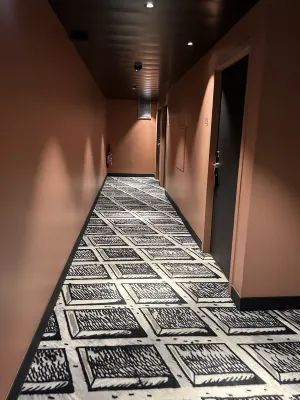 Mama Shelter Paris la Défense Espaces publics Photos