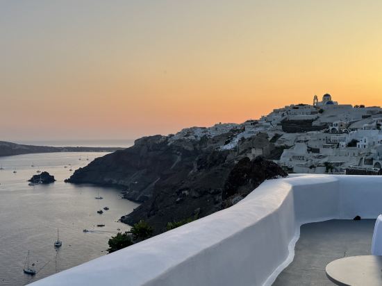 基里尼温泉套房酒店-立鼎世酒店集團優惠