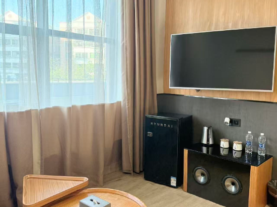 ZMAX HOTELS（珠海拱北口岸情侶路店）優惠