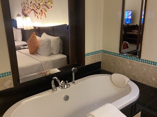 芭東帕拉貢温泉度假酒店 （SHA Extra Plus）優惠